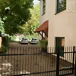 Frühstückspension Alexandra 3*