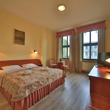 Alexandra Bed & Breakfast