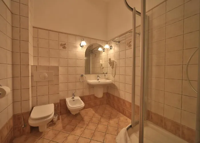 Alexandra Alojamento de Acomodação e Pequeno-almoço