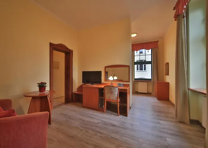 Alojamento de Acomodação e Pequeno-almoço Alexandra 3*