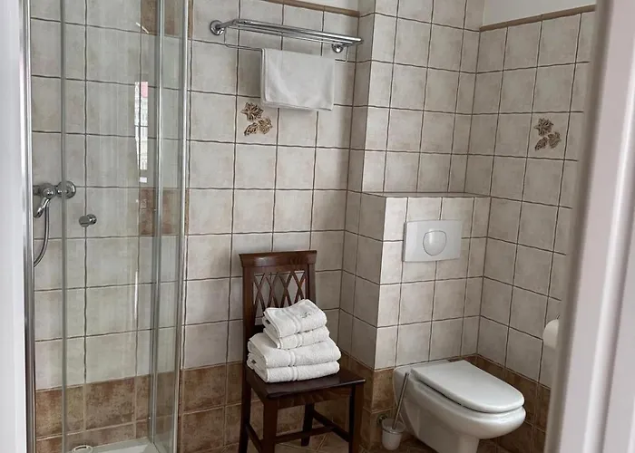 Alojamento de Acomodação e Pequeno-almoço Alexandra 3*